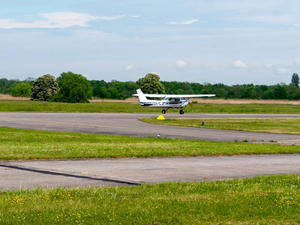 Cessna 152 training aircraft