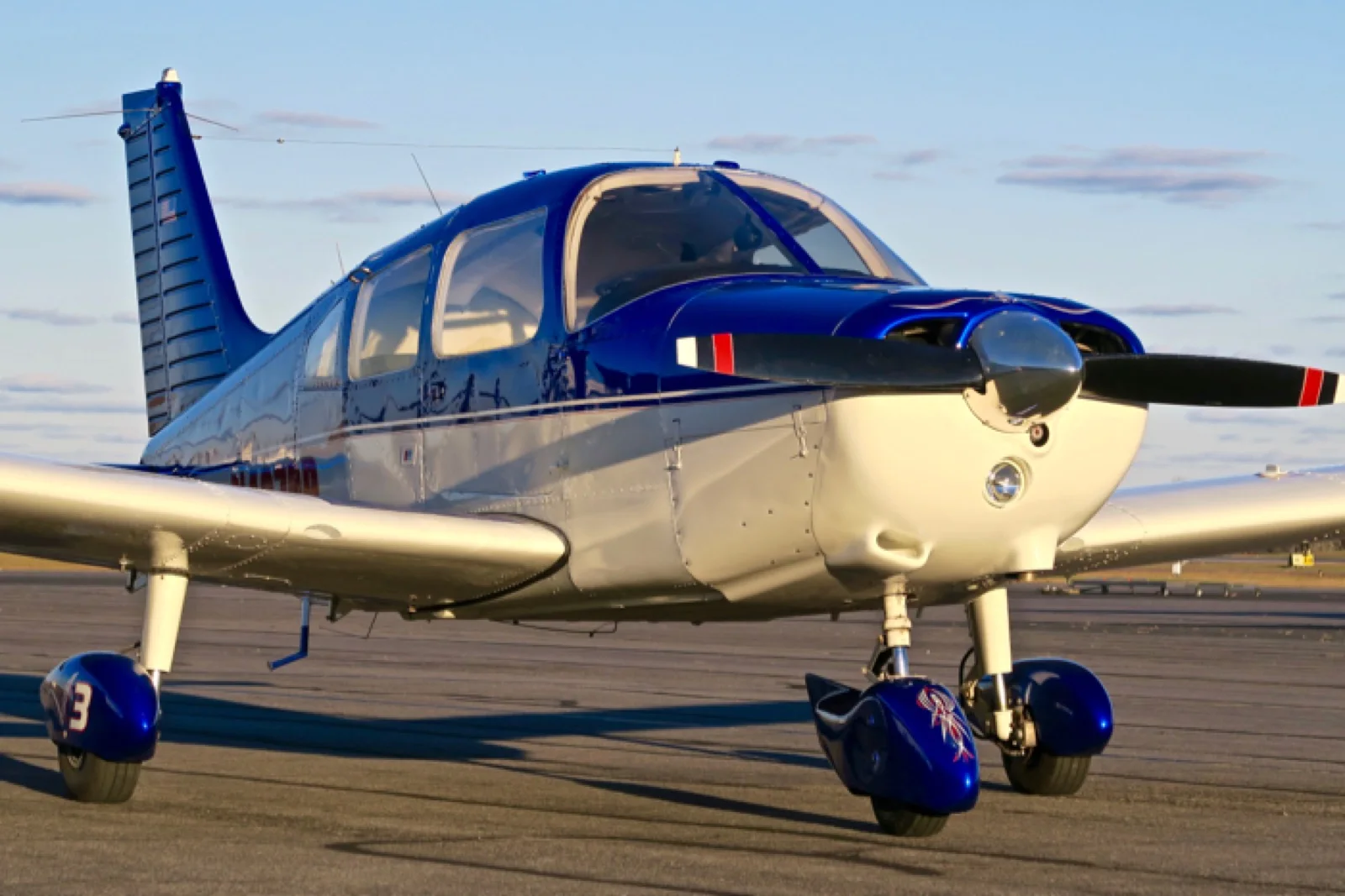 PA-2015 Warrior aircraft, tail number N427DP, view 3